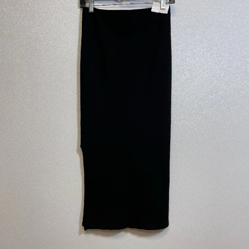 Skirt Maxi By Fabletics In Black, Size: M