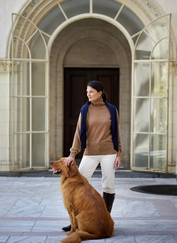 Women's Cinzia Turtle Neck Cashmere Sweater in Camel